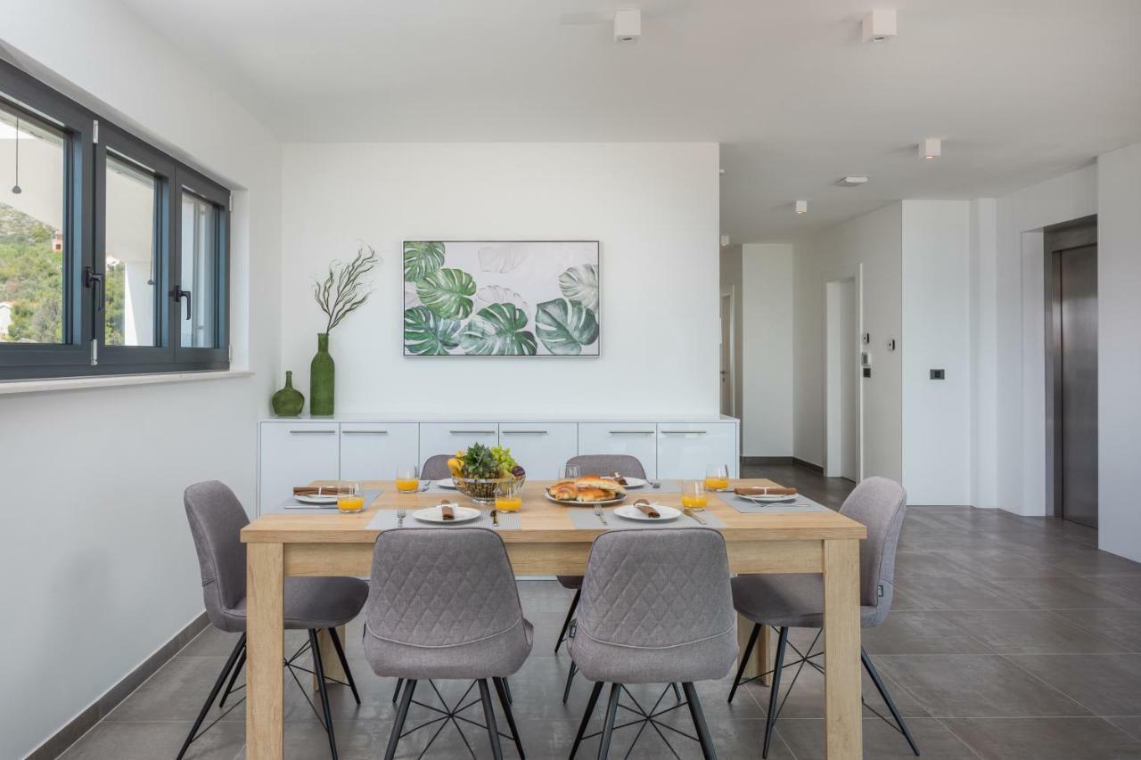 Luxury Apartments Baotic トロギール エクステリア 写真