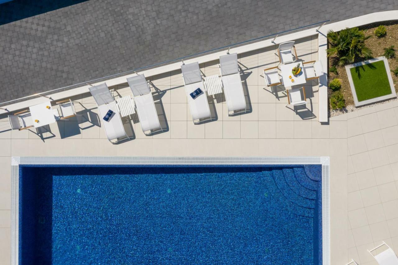 Luxury Apartments Baotic トロギール エクステリア 写真